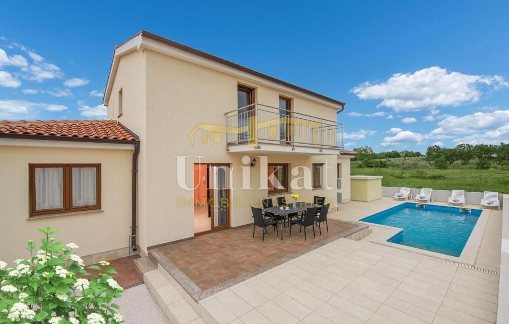 Haus mit Garten und Pool - Porec Umgebung